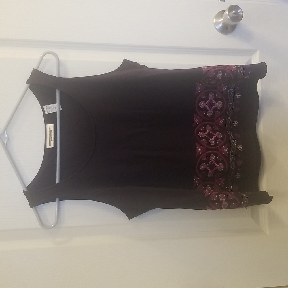 Valerie Stevens petites sleeveless top